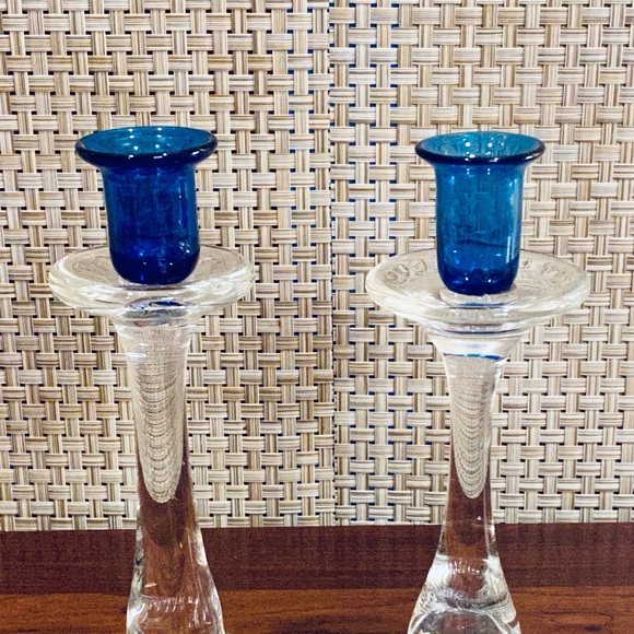 🌟HP🌟VTG 1970-80s Cobalt & Clear Blown Glass Candlesticks - Picture 2 of 10